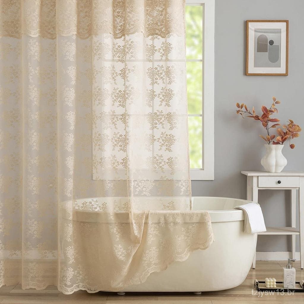 Cortina de chuveiro de renda branca com detalhes florais para banheiro