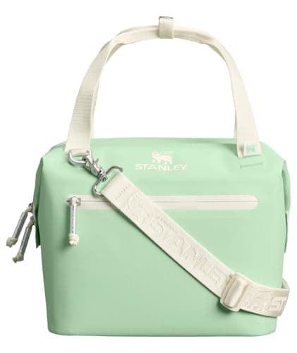 Stanley Mini bolsa térmica macia All Day Julienne e lancheira de 7,4 litros | Cooler de 10 latas com alças e alça | permanece frio por horas | Bolsa de viagem isolada com zíper | Sem BPA | Pistache
