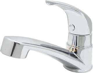 Torneira cromada para pia de lavatório com design moderno e acabamento brilhante.