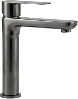 Torneira monocomando para banheiro em aço inox com acabamento escovado e bica com arejador.