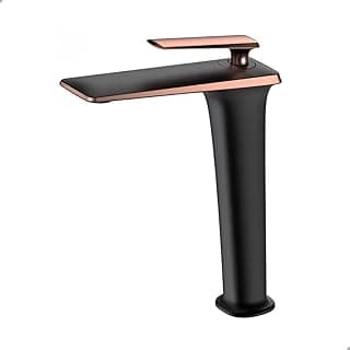 Torneira de lavabo preto fosco com bico alto e detalhes em cobre rosa, estilo moderno.