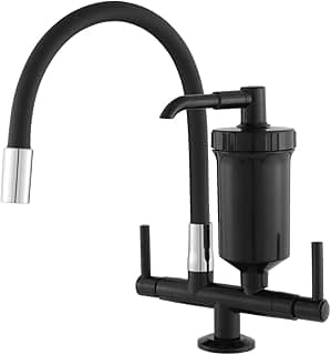 Torneira gourmet com filtro preto para cozinha em bancada de mesa